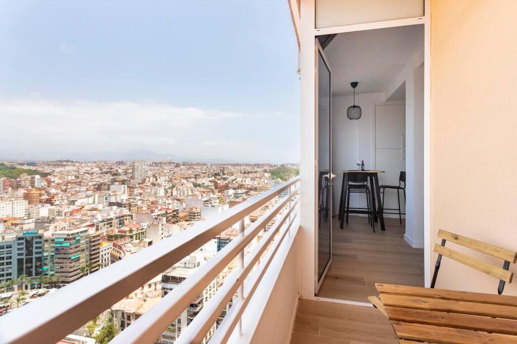 Luxury Views Downtown Apartment Alicante Luaran gambar