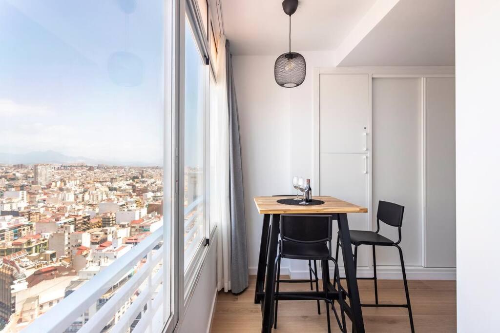 Luxury Views Downtown Apartment Alicante Luaran gambar